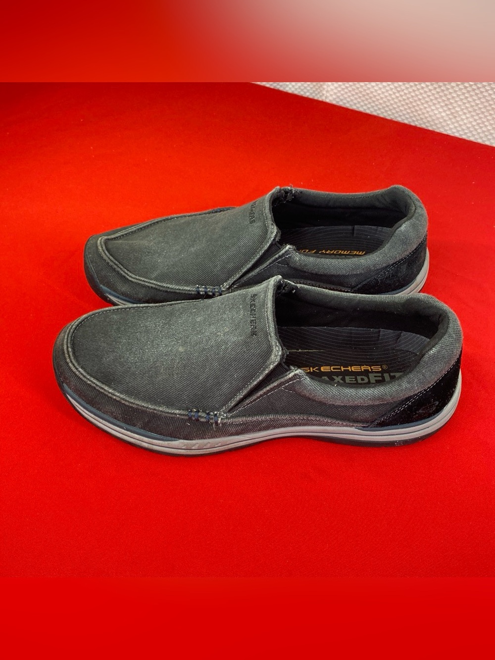 Skechers Men's Slip-On Casual Shoes in Charcoal Black USA size 11.5